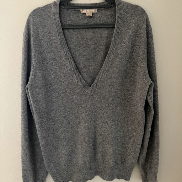 Cashmere sweater - Picture 1 of 5
